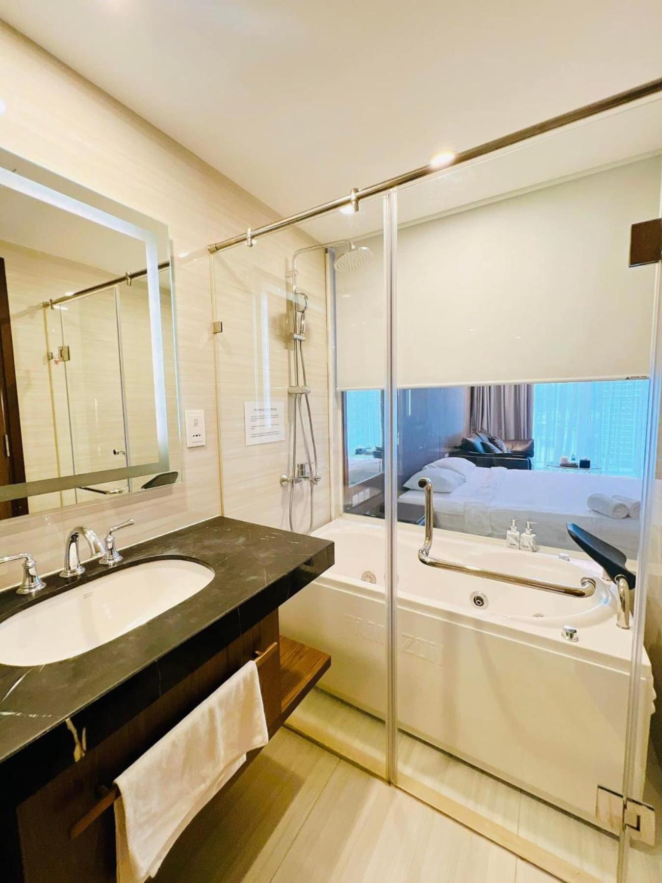 Panorama Apartment Sunset Nha Trang City Esterno foto
