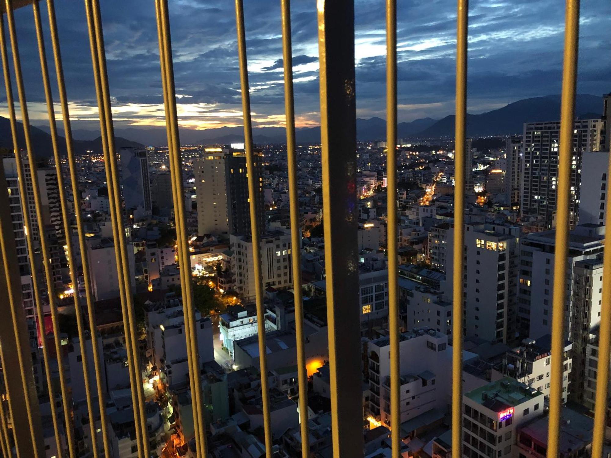 Panorama Apartment Sunset Nha Trang City Esterno foto